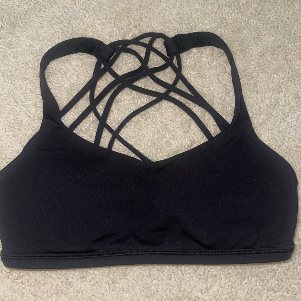 lululemon free to be bra size 4